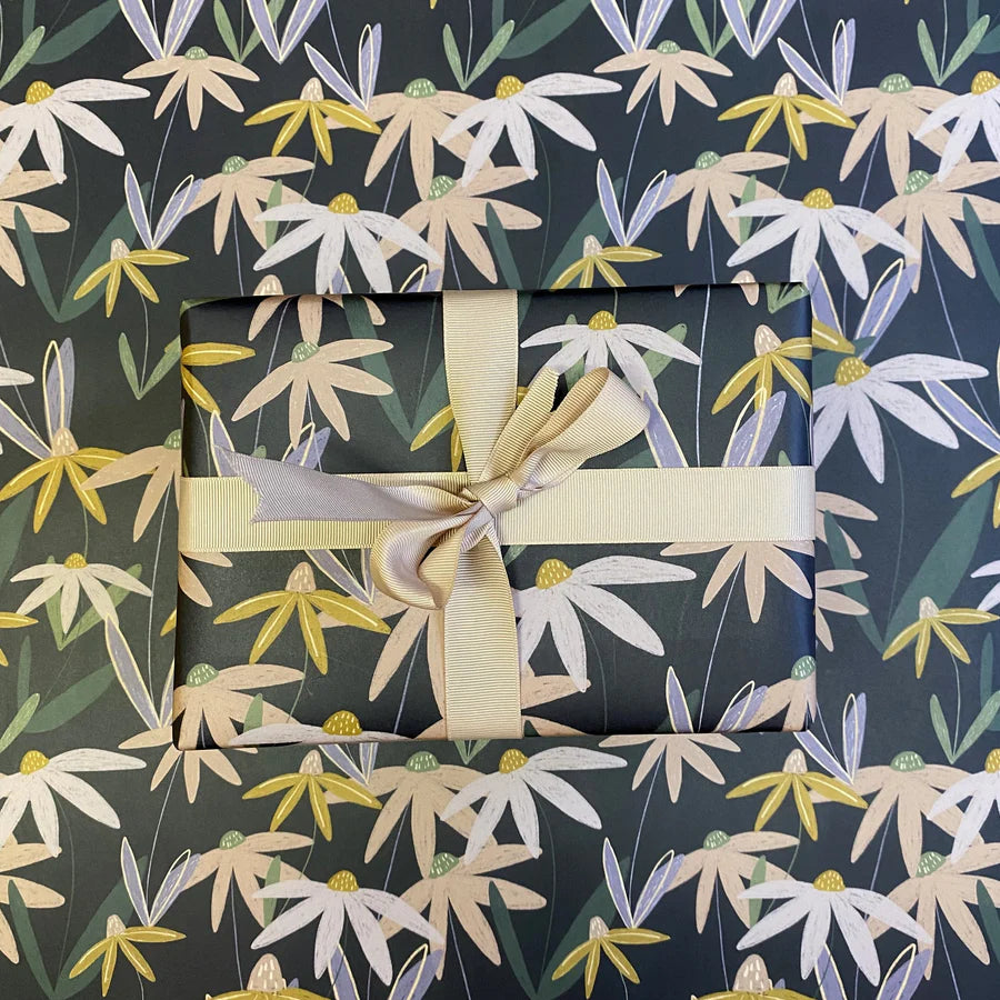 Navy Daisy Gift Wrap - Plewsy